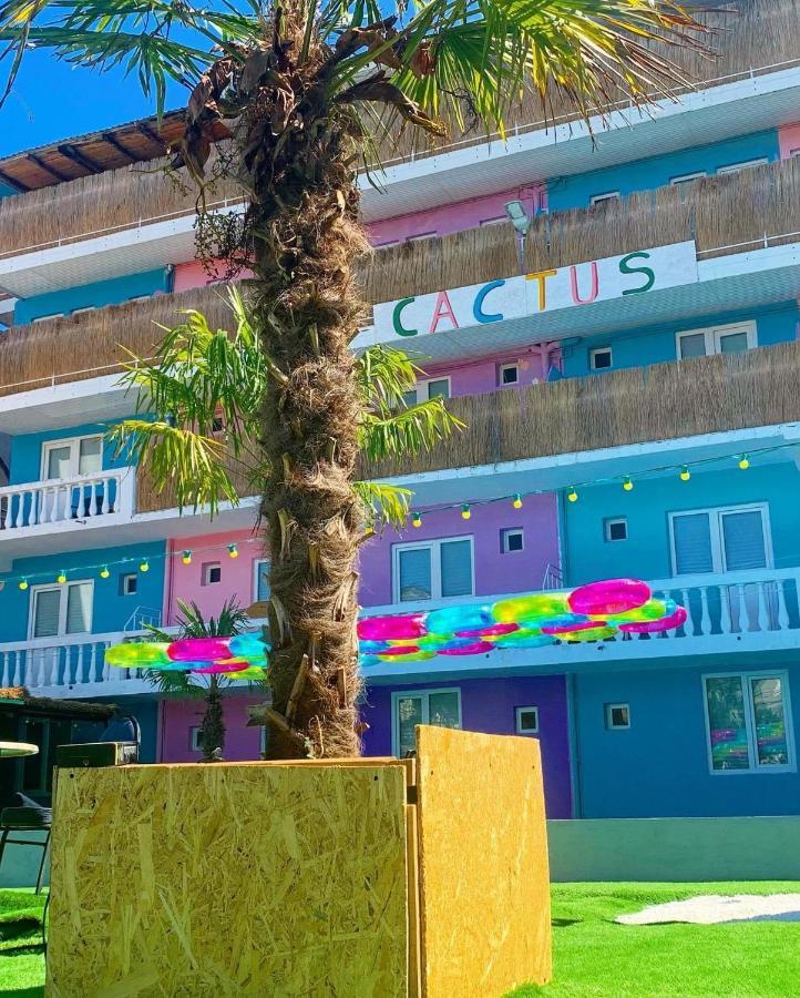 A Pousada Casa Barbie Costinesti Exterior foto