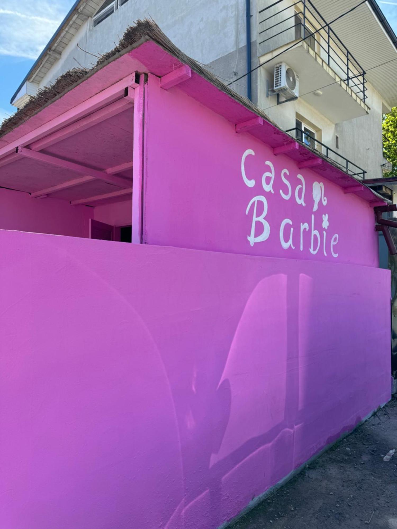 A Pousada Casa Barbie Costinesti Exterior foto