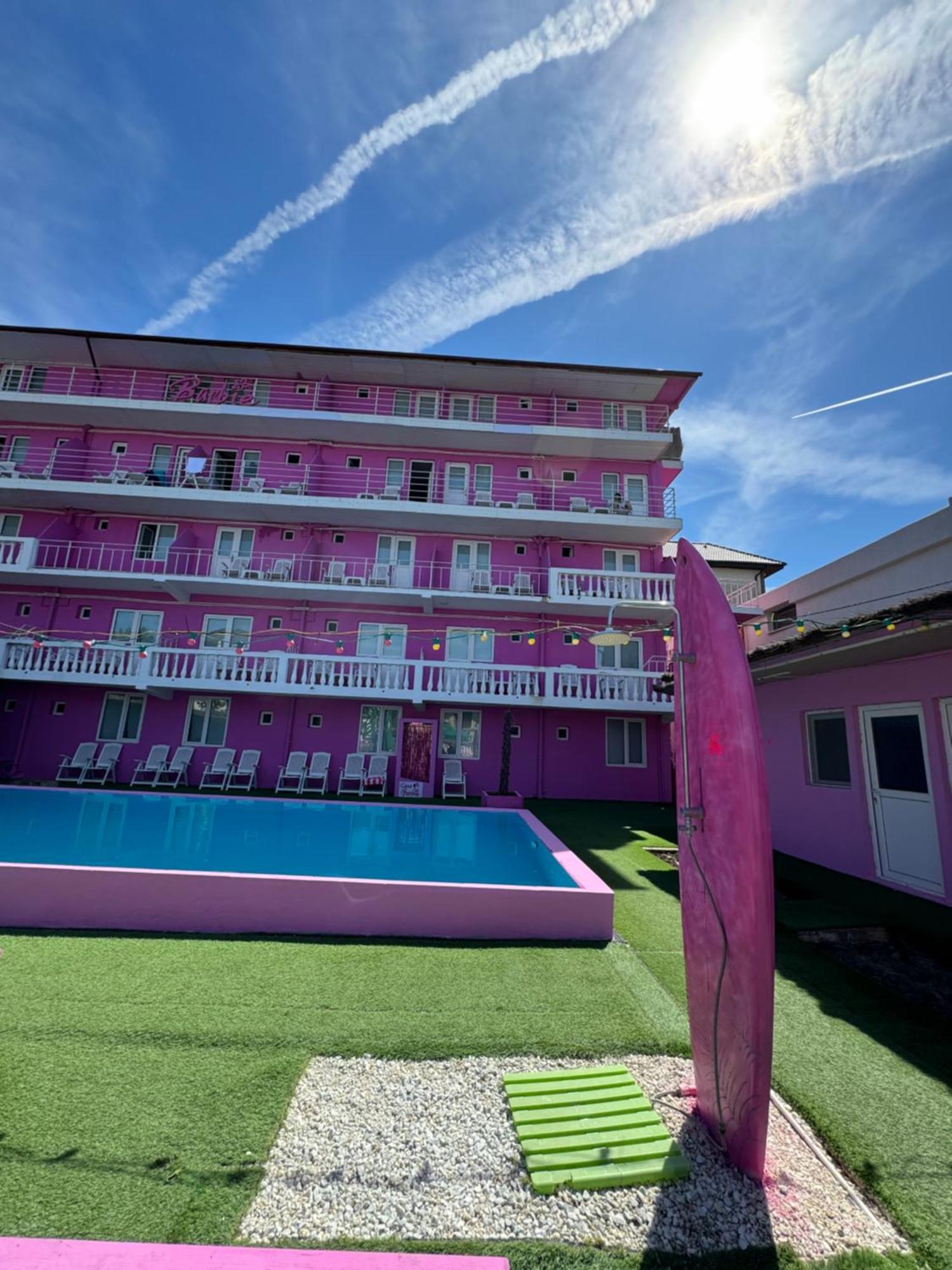 A Pousada Casa Barbie Costinesti Exterior foto