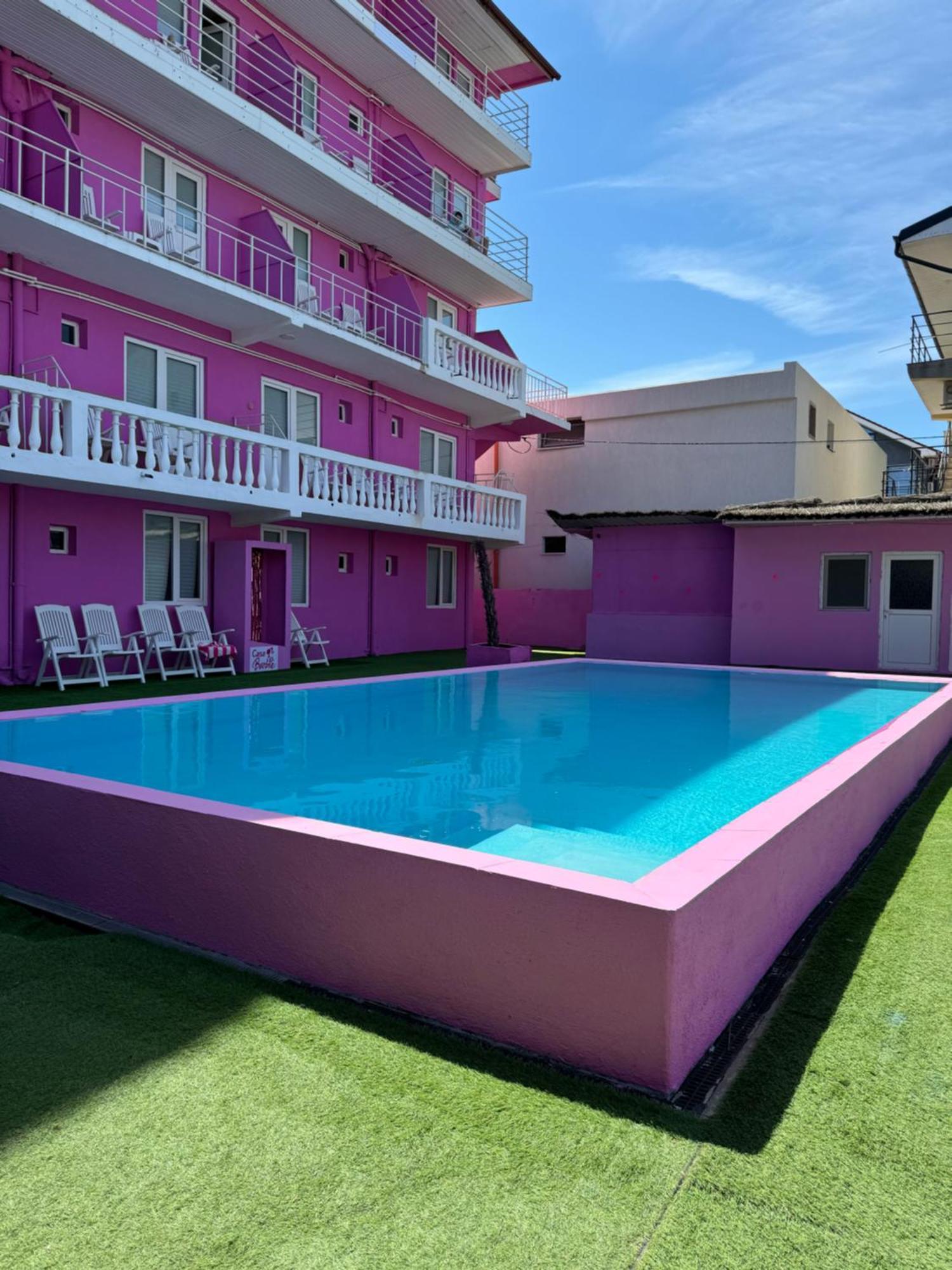A Pousada Casa Barbie Costinesti Exterior foto